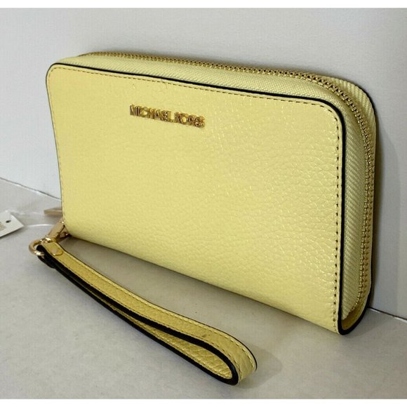 New Michael Kors Jet Set Travel Large Flat phone case Leather wallet Buttercup - Picture 2 of 4